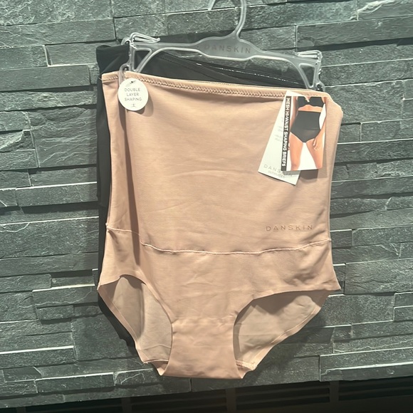 Danskin Intimates & Sleepwear Danskin Lasercut No Panty Lines